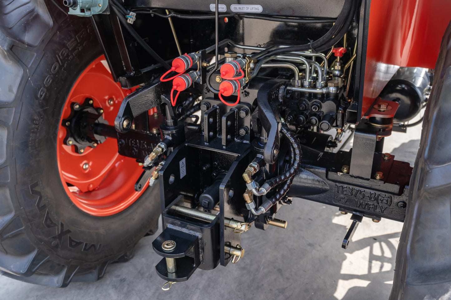 4x4 Tractor 25-50hp (8F+2R) All-terrain